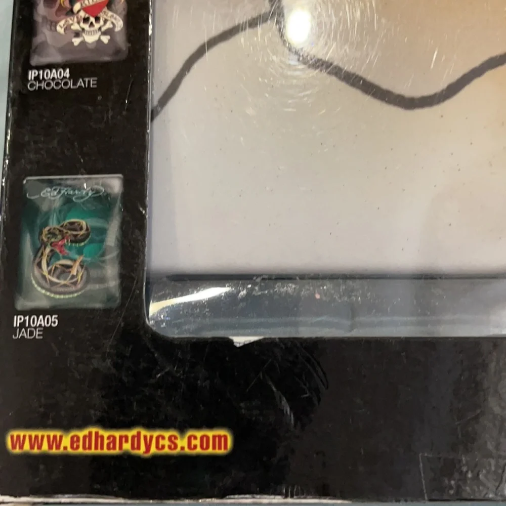 6/$20 New Ed Hardy iPad 1 case